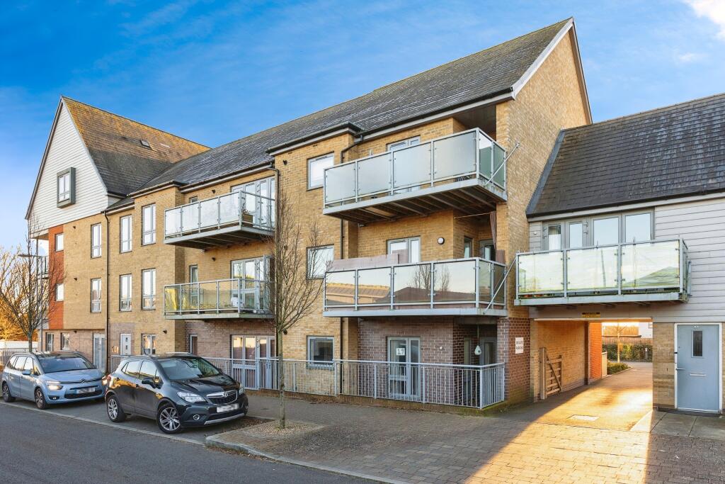 2 bedroom flat for rent in Repton Avenue, ASHFORD, TN23