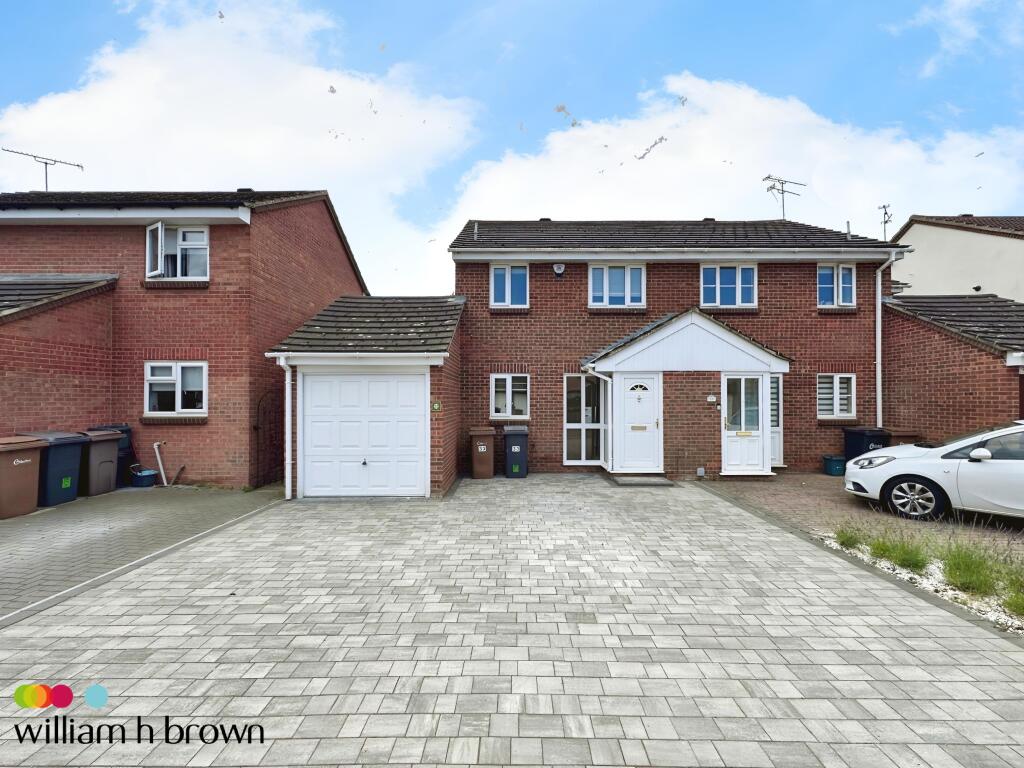 Main image of property: Bonington Chase, CHELMSFORD