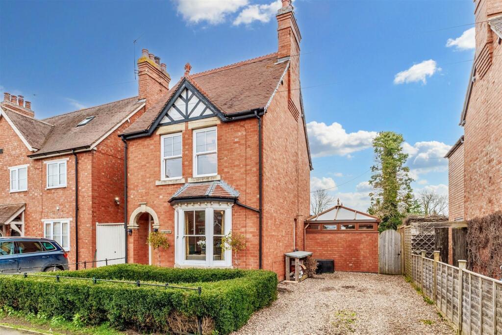 Main image of property: Shinehill Lane, South Littleton, Evesham