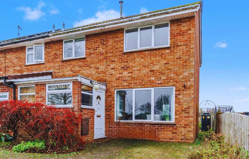 Main image of property: Station Close, Stoulton, WR7