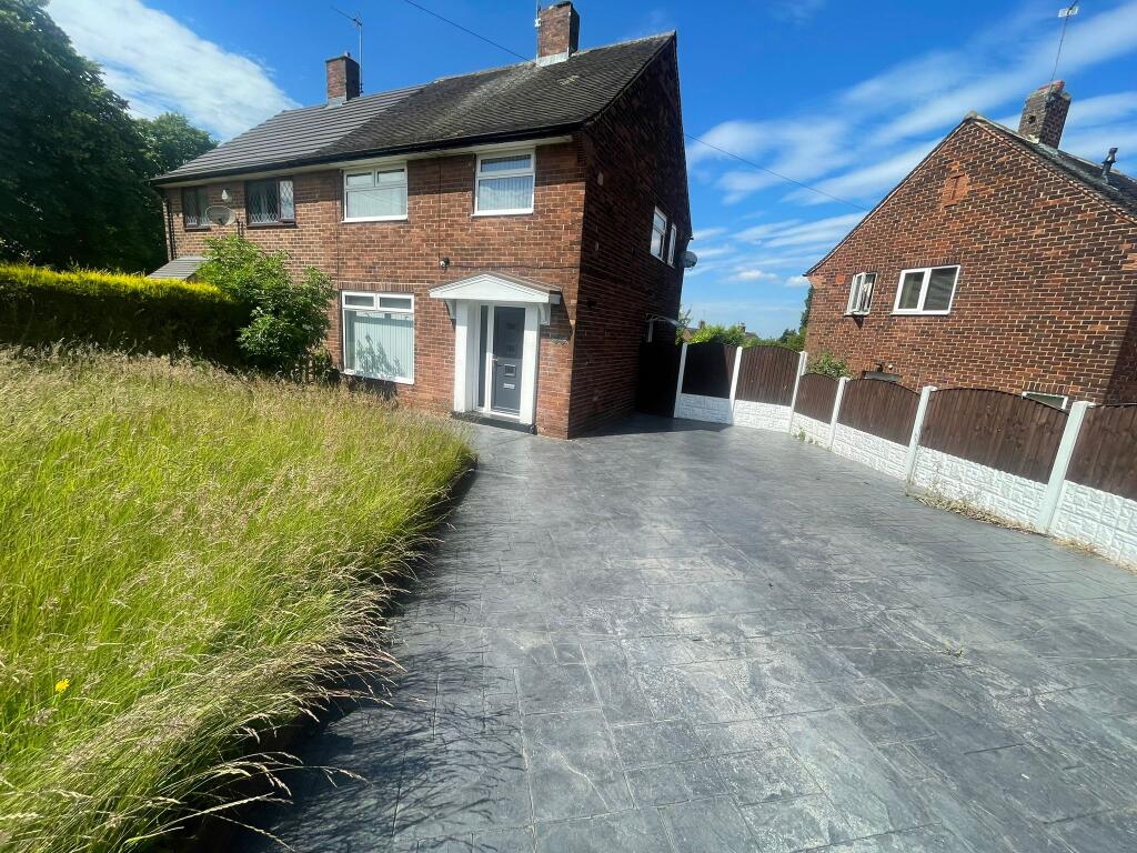 Main image of property: Town street, Belle isle