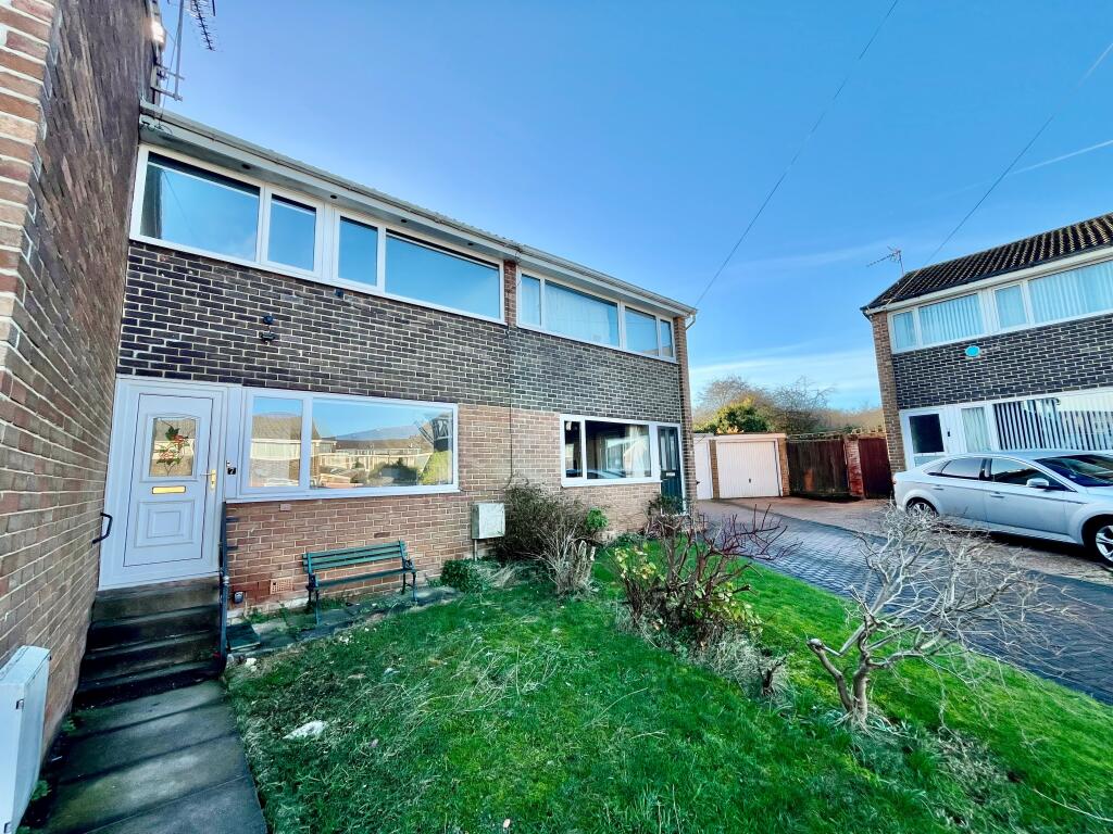 Main image of property: Swinnow Garth, LEEDS