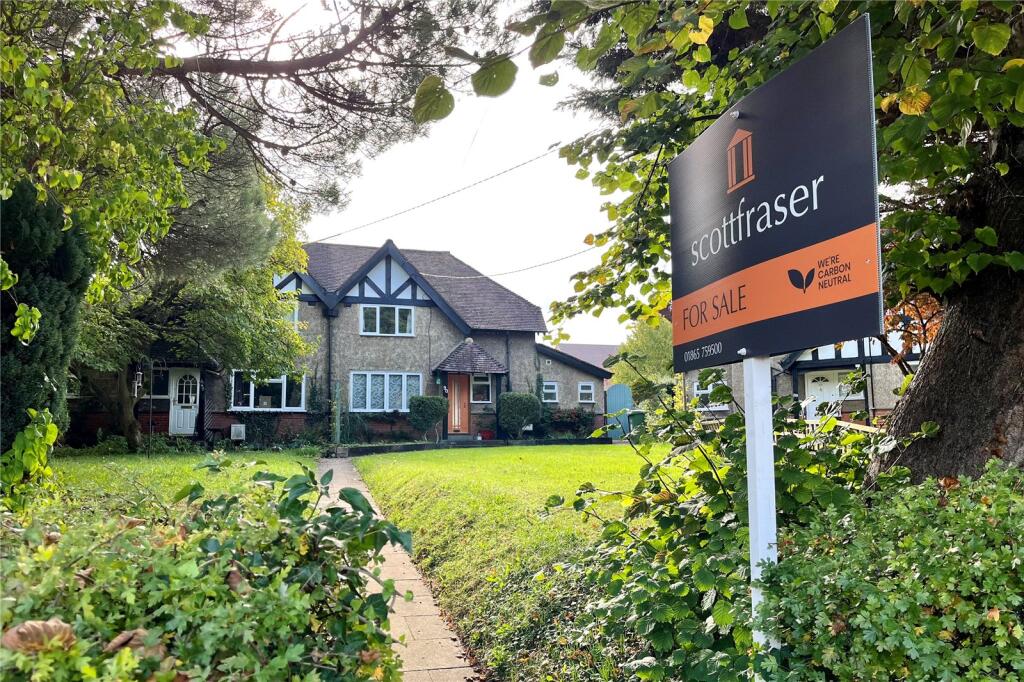 Main image of property: London Road, Wheatley, Oxfordshire