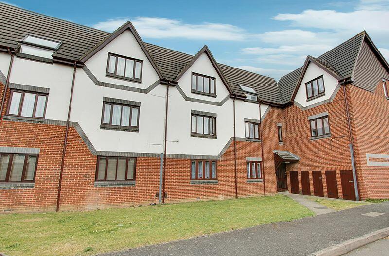 1 bedroom apartment for rent in Allington Close, Greenford, UB6