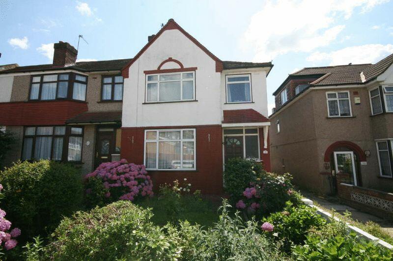 3 bedroom end of terrace house for rent in Mansell Road, Greenford, UB6