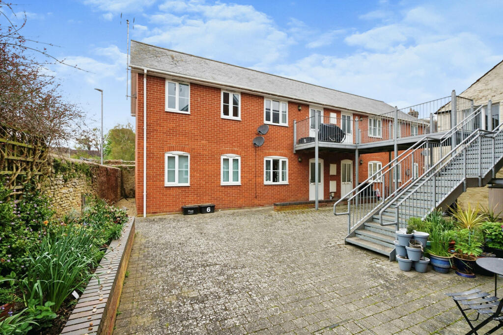 Main image of property: Gilberts Lane, Highworth, SWINDON