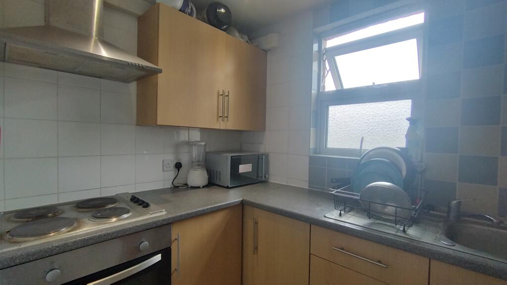 Main image of property: The Avenue, LONDON
