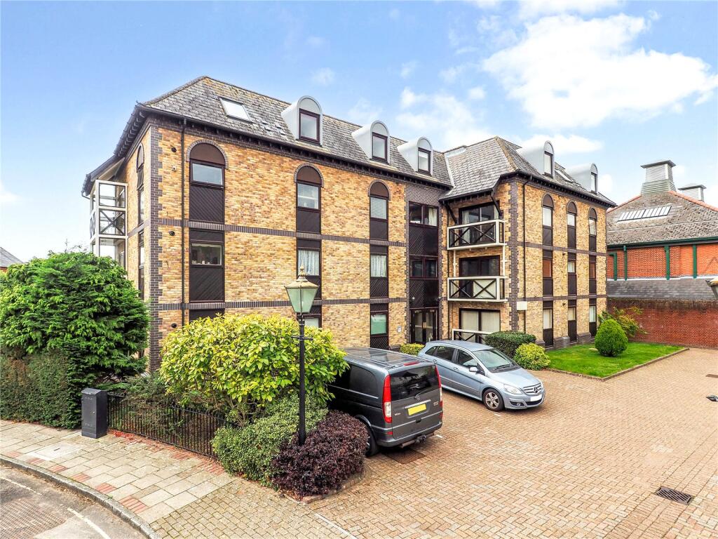Main image of property: Henty Gardens, Westgate, Chichester, PO19