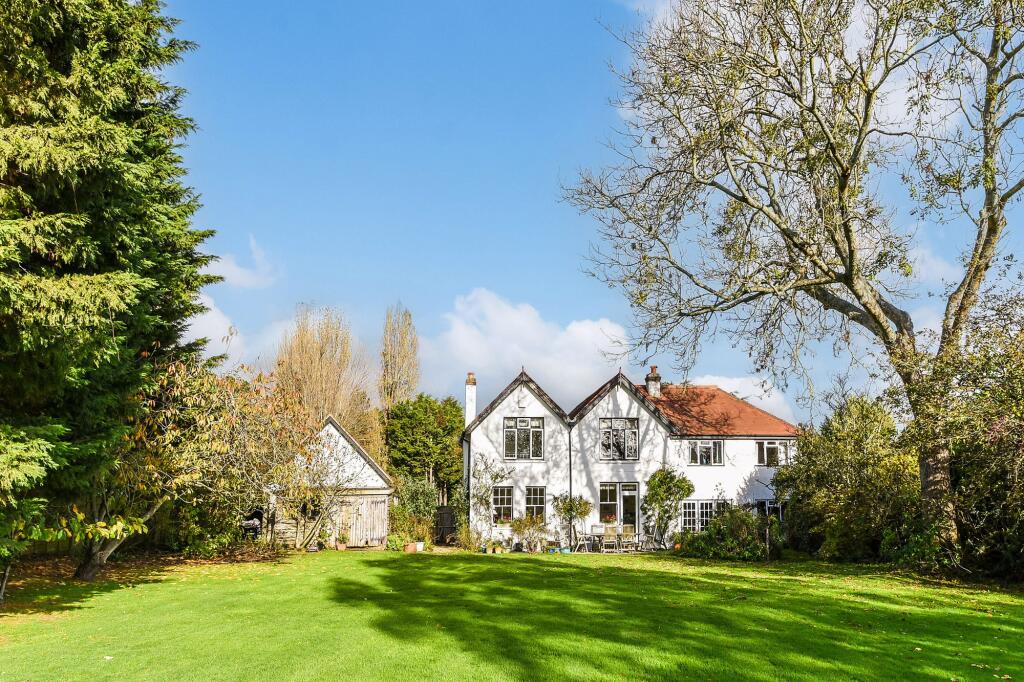 Main image of property: Eastergate Lane, Eastergate, PO20