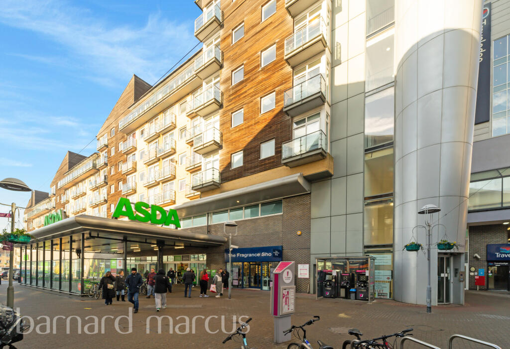 Main image of property: High Street