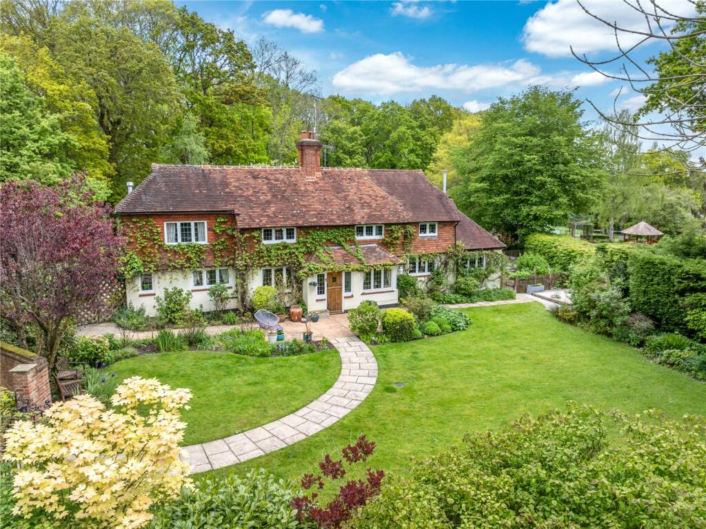 5 bedroom detached house for sale in Plaistow, Billingshurst, West