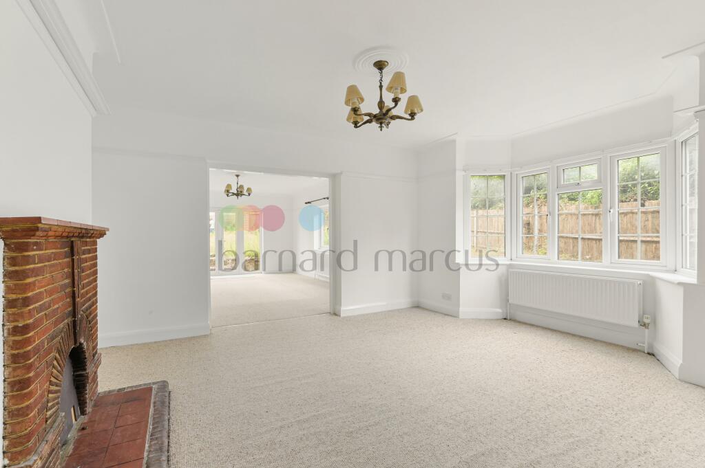 4 bedroom detached house for rent in Harewood Road, SOUTH CROYDON, CR2