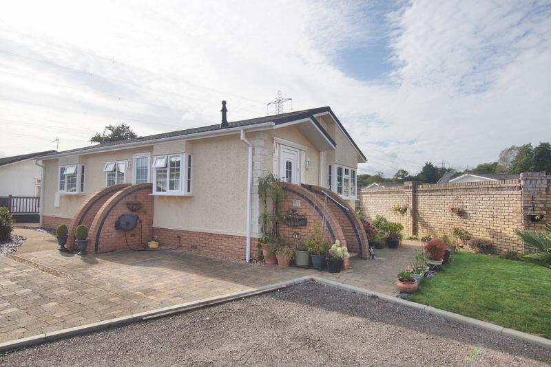 2 bedroom park home for sale in Wickham Court, Southwick Road, North