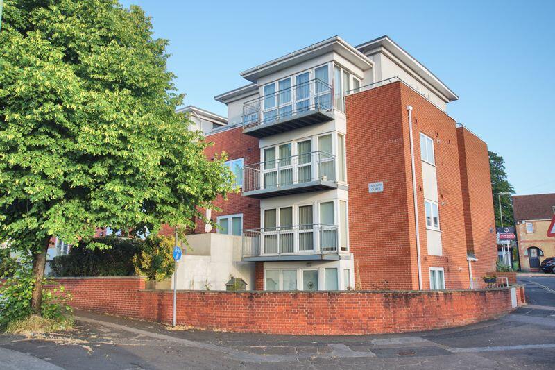 1 bedroom ground floor flat for sale in Elmhurst Road, Fareham, PO16