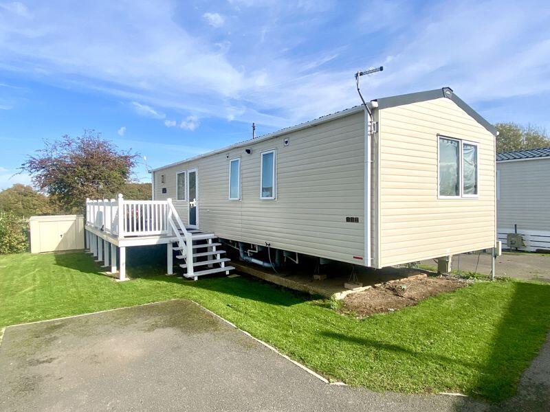 Main image of property: Solent Breezes. Chilling Lane, Warsash