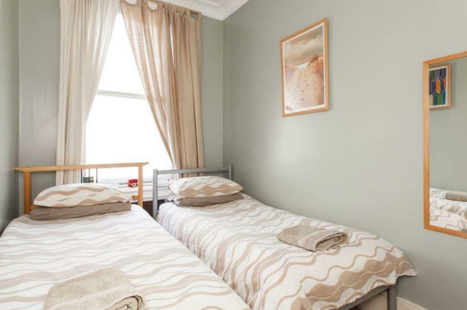 2 bedroom apartment for rent in Elsham Road, LONDON, W14