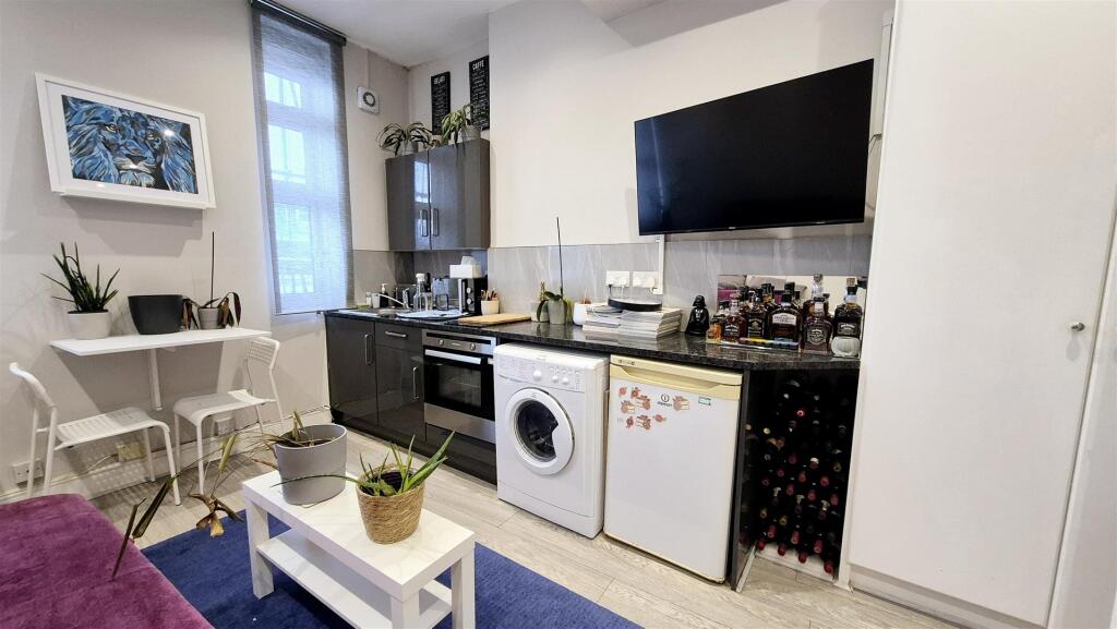 Main image of property: Holland Road, Holland Park