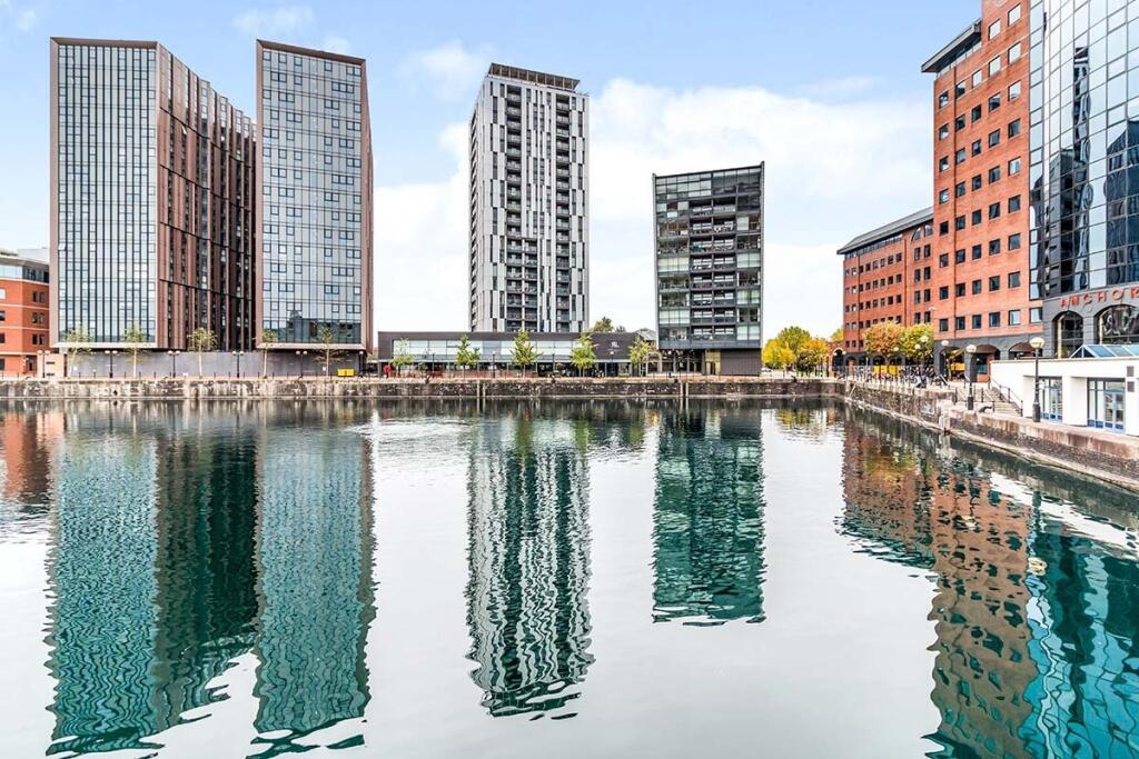Main image of property: The Quays, Salford, M50