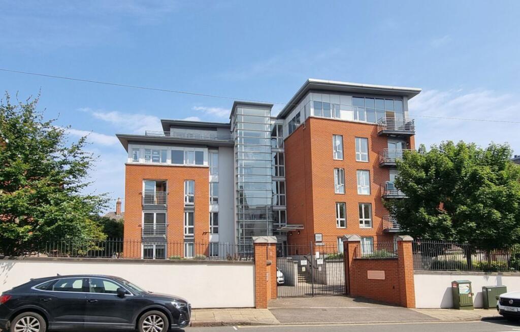 Main image of property: 21 Ropewalk Court, NG1, Nottingham - P00148