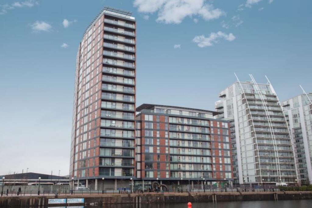 Main image of property: The Quays, Salford, M50