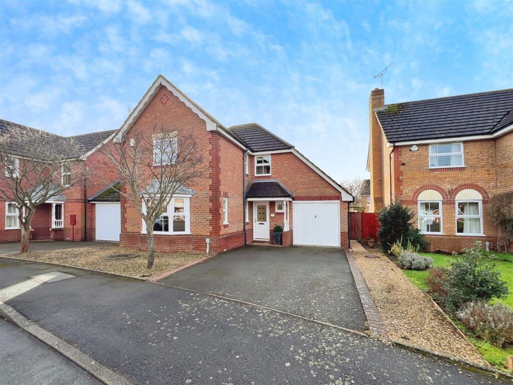 Main image of property: Wake Grove, Warwick