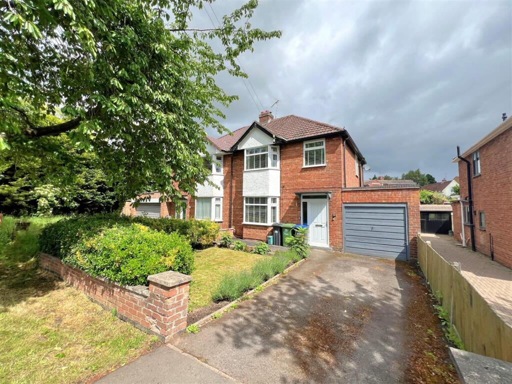 Main image of property: Offchurch Road, Leamington Spa