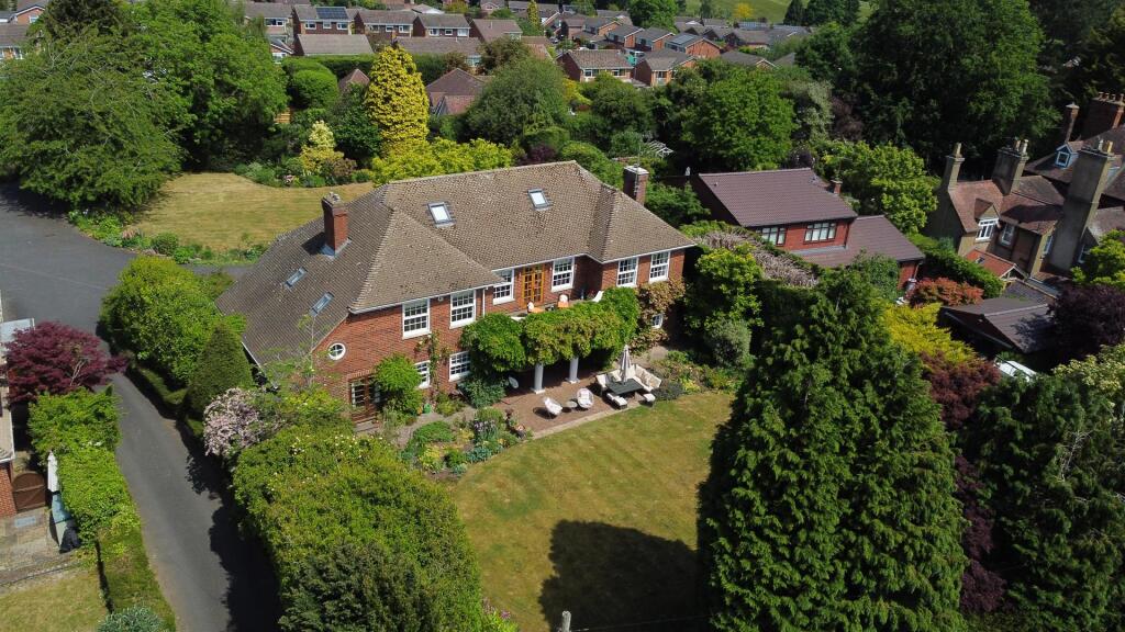Main image of property: Hill Wootton Road, Leek Wootton, Warwick