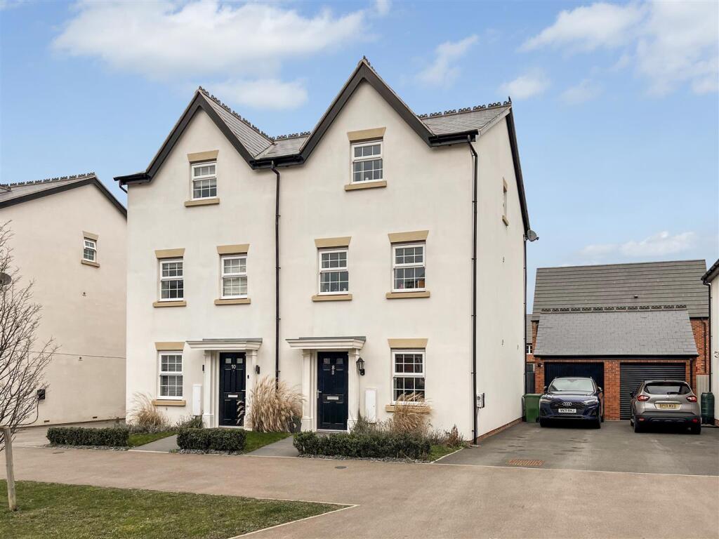 Main image of property: Peabody Way, Warwick