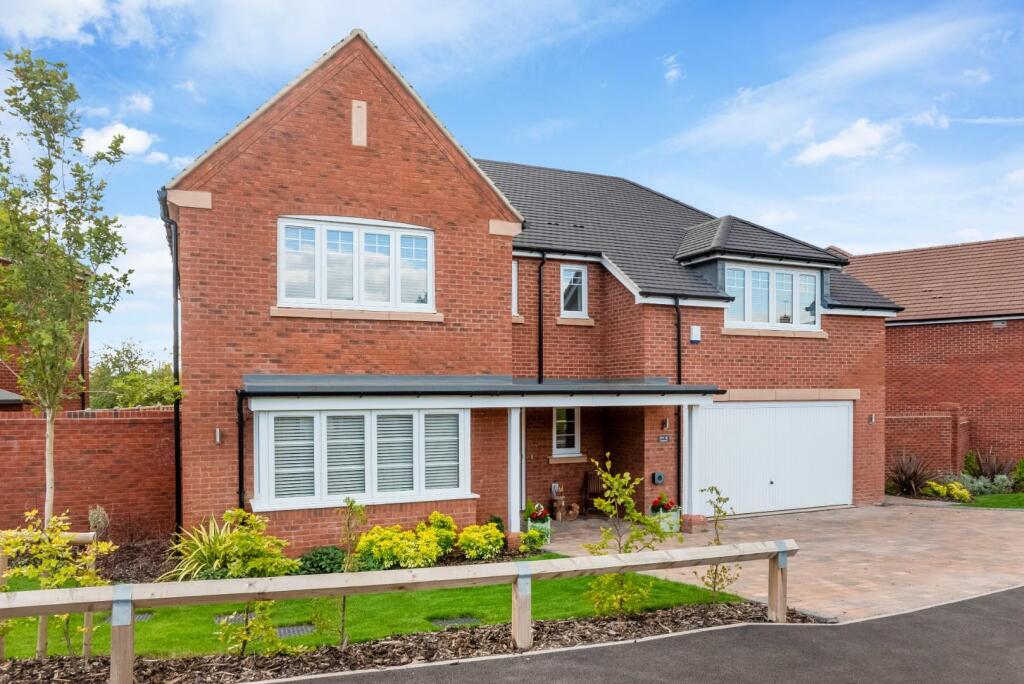 Main image of property: Cherry Tree House, Deerhurst Gardens, Welford on Avon