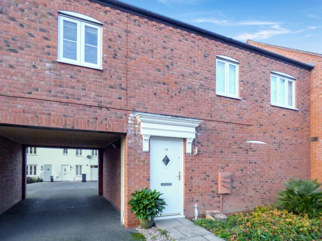 Main image of property: Longfellow Road, Stratford-upon-Avon