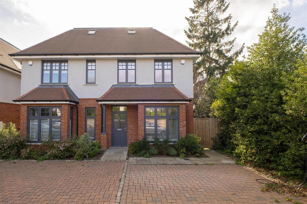 Main image of property: Sandford Gardens, Embercourt Road