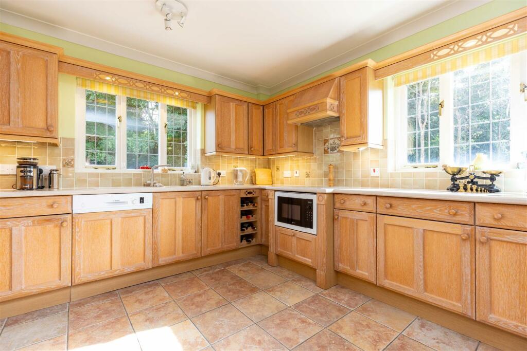 Additional image 20 of Walton Way, Wellesbourne