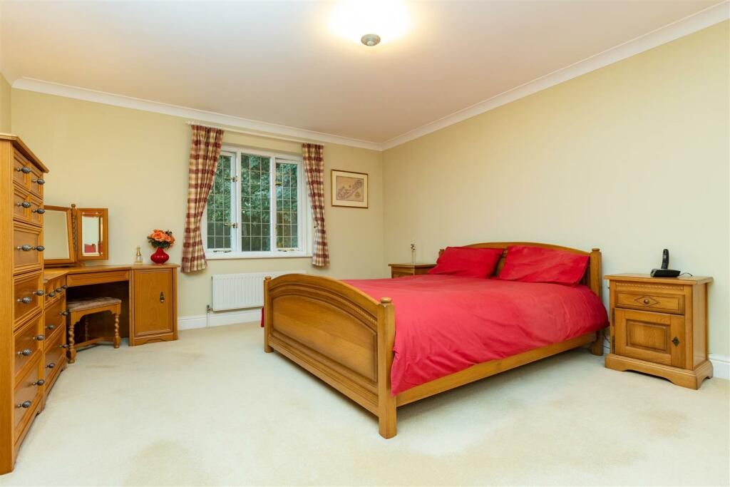 Additional image 15 of Walton Way, Wellesbourne