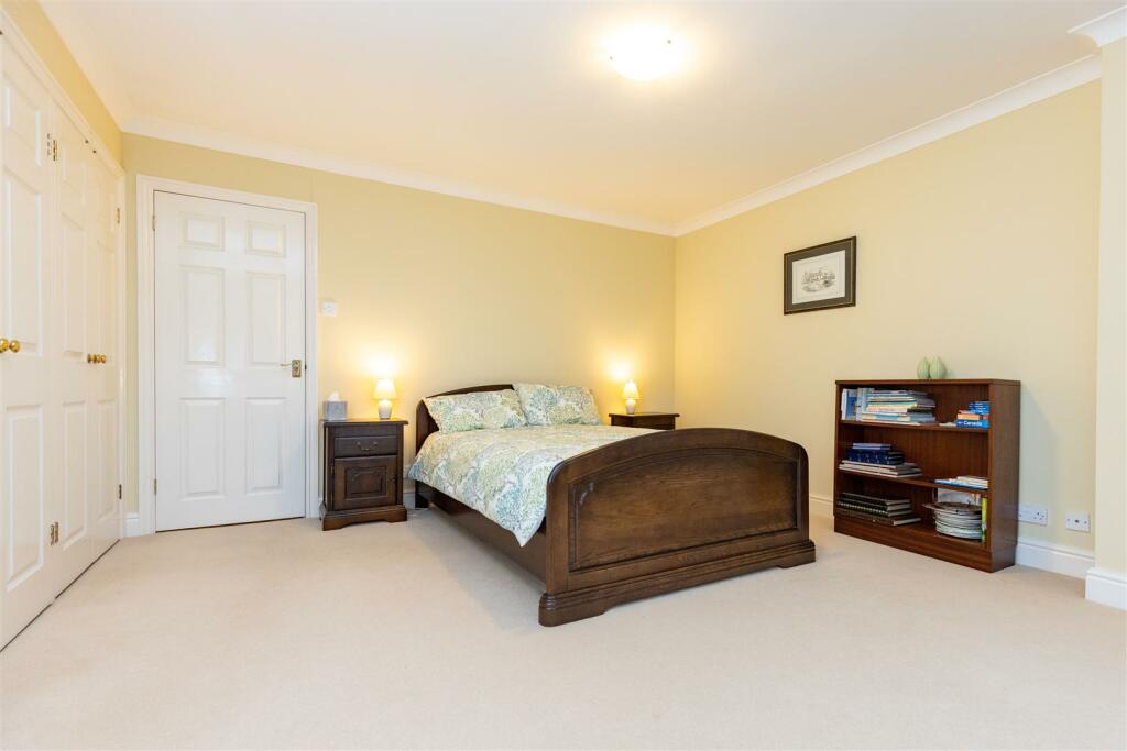 Additional image 12 of Walton Way, Wellesbourne