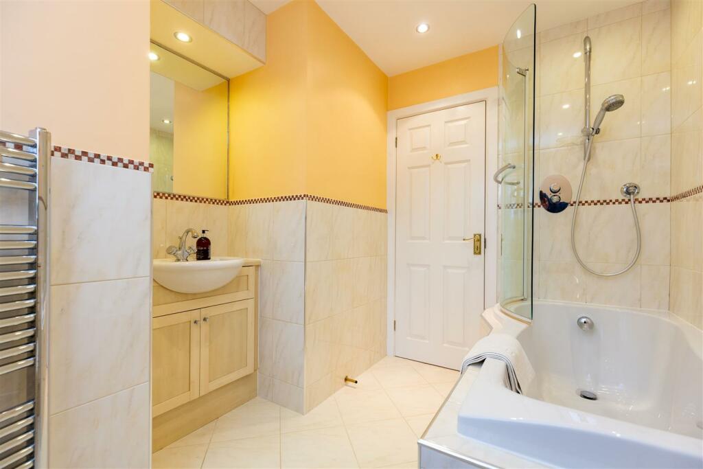 Additional image 8 of Walton Way, Wellesbourne