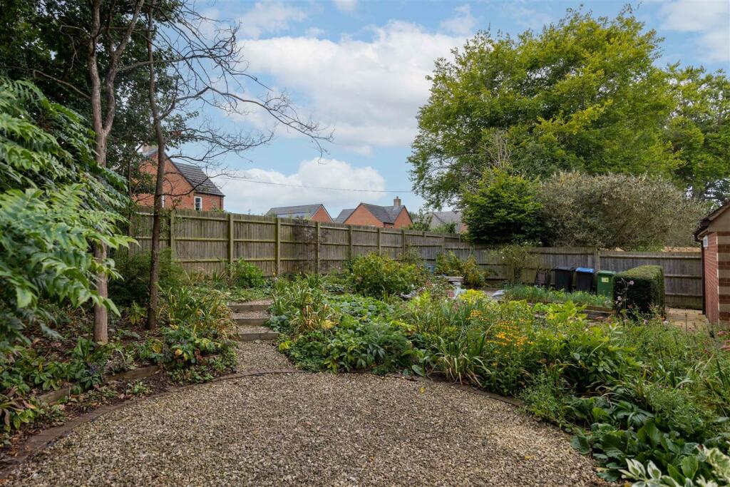 Additional image 5 of Walton Way, Wellesbourne