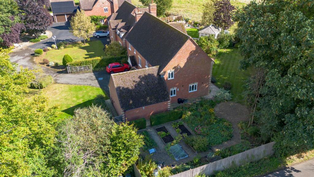 Additional image 4 of Walton Way, Wellesbourne