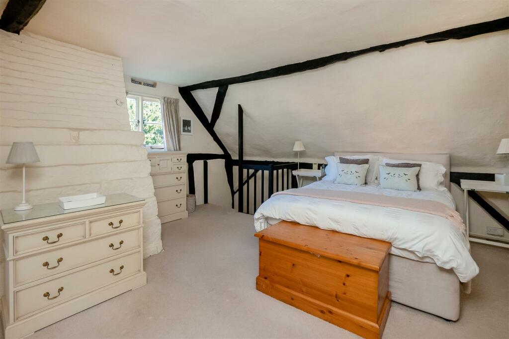 Additional property image - Toad Cottage, Church Lane, Barford
