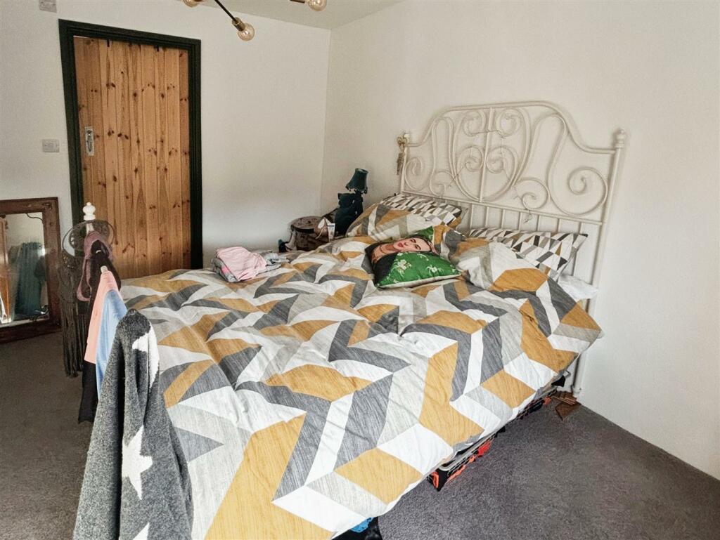 Additional property image - Southam Street, Kineton, Warwick