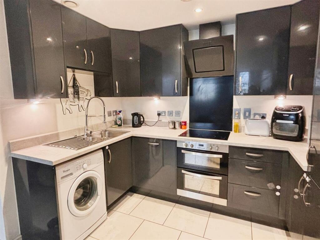Additional property image - Ettington Road, Wellesbourne, Warwick