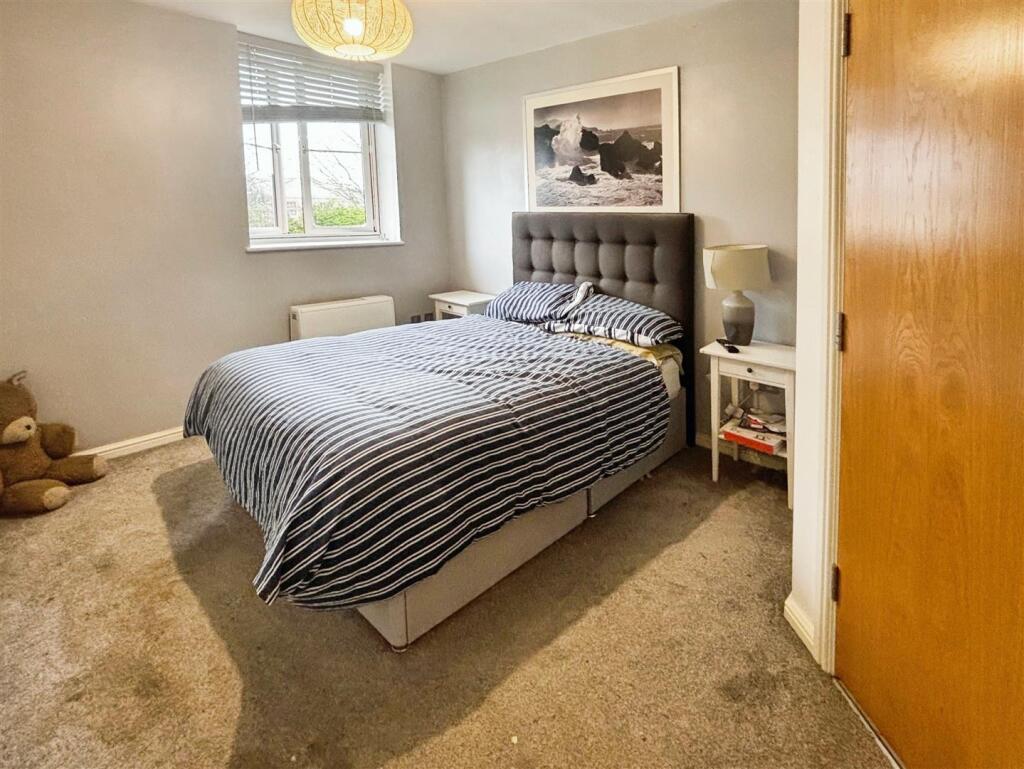 Additional property image - Ettington Road, Wellesbourne, Warwick