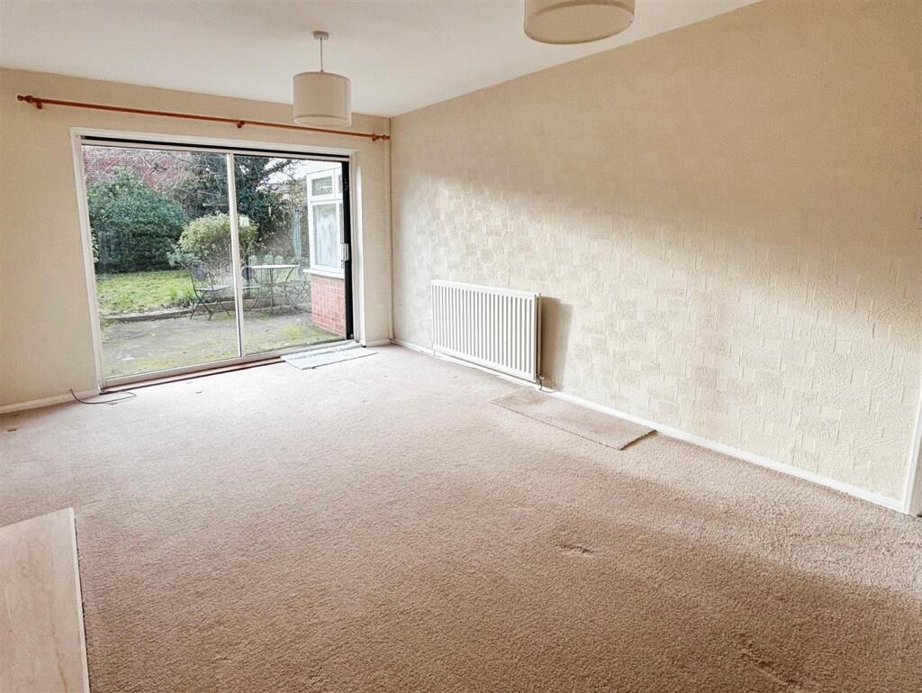 Additional property image - Wellington Close, Wellesbourne