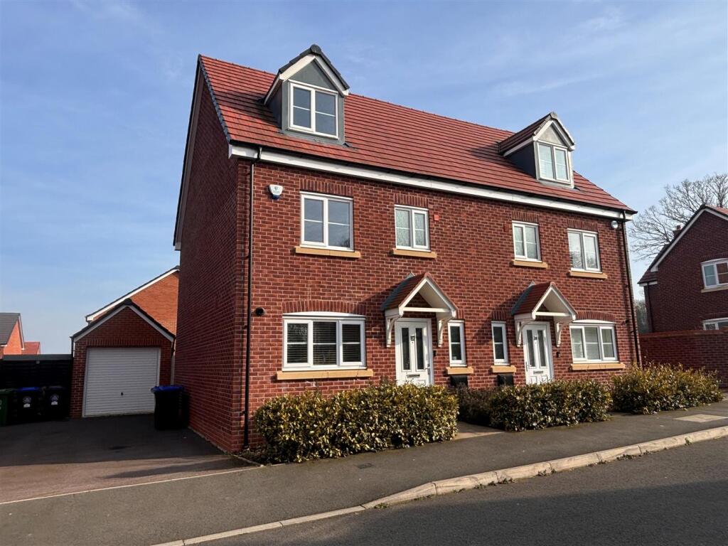 Main image of property: Delany Avenue, Wellesbourne, Warwick