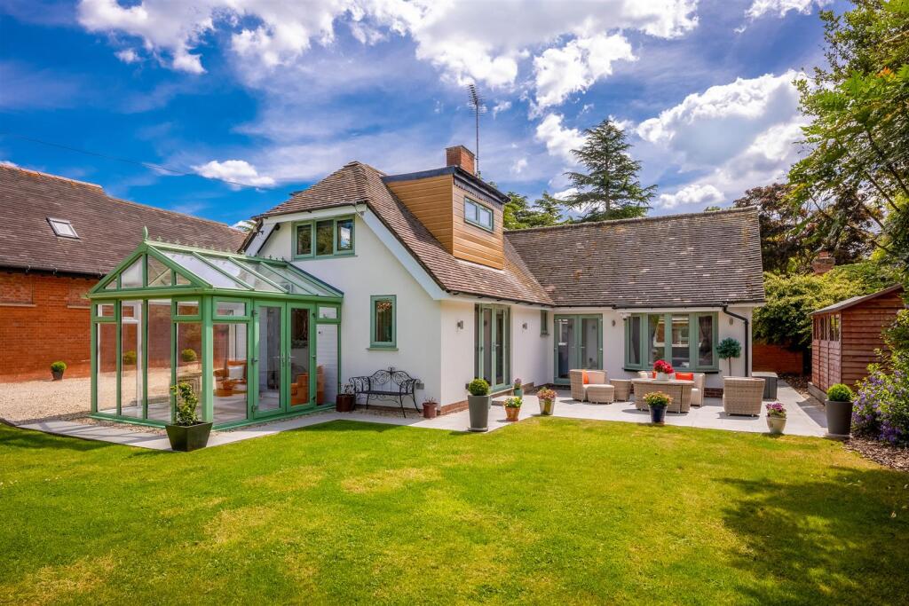 Main image of property: Moreton Paddox, Moreton Morrell