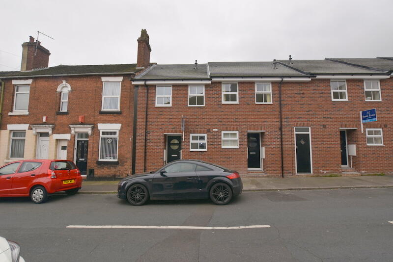 2 bedroom terraced house for rent in Birch Street, Northwood, Stoke-on-Trent, ST1