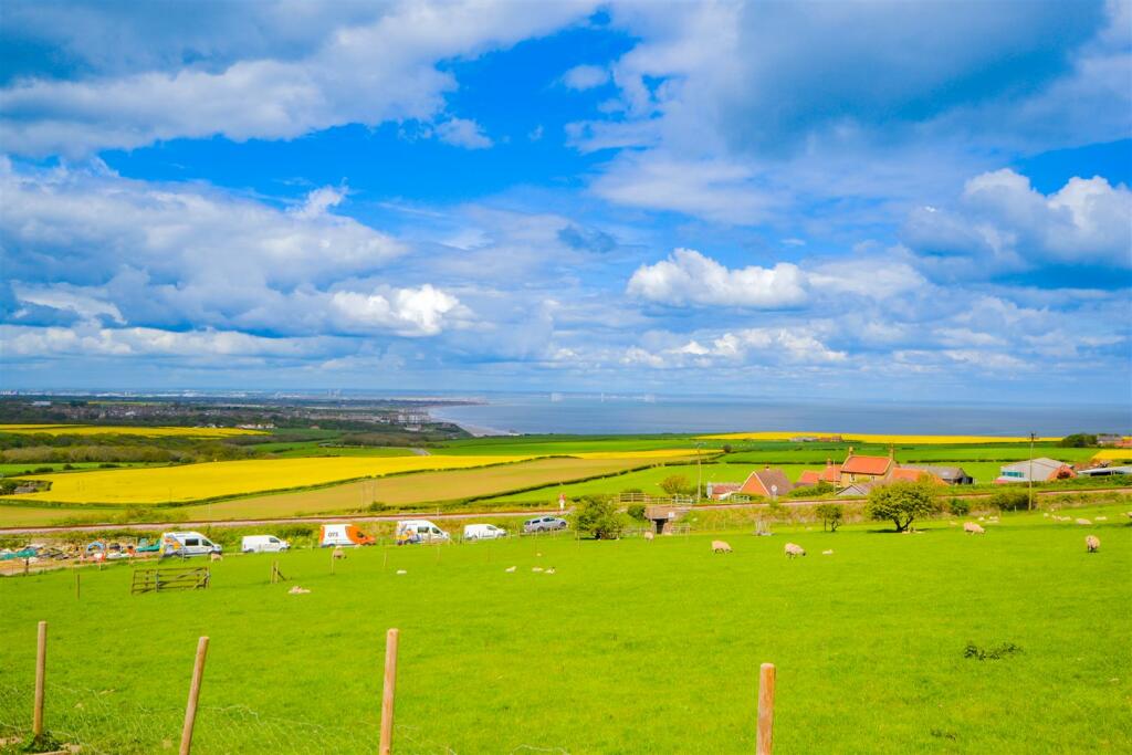 5 bedroom detached house for sale in 'Seaview', New Brotton, TS12