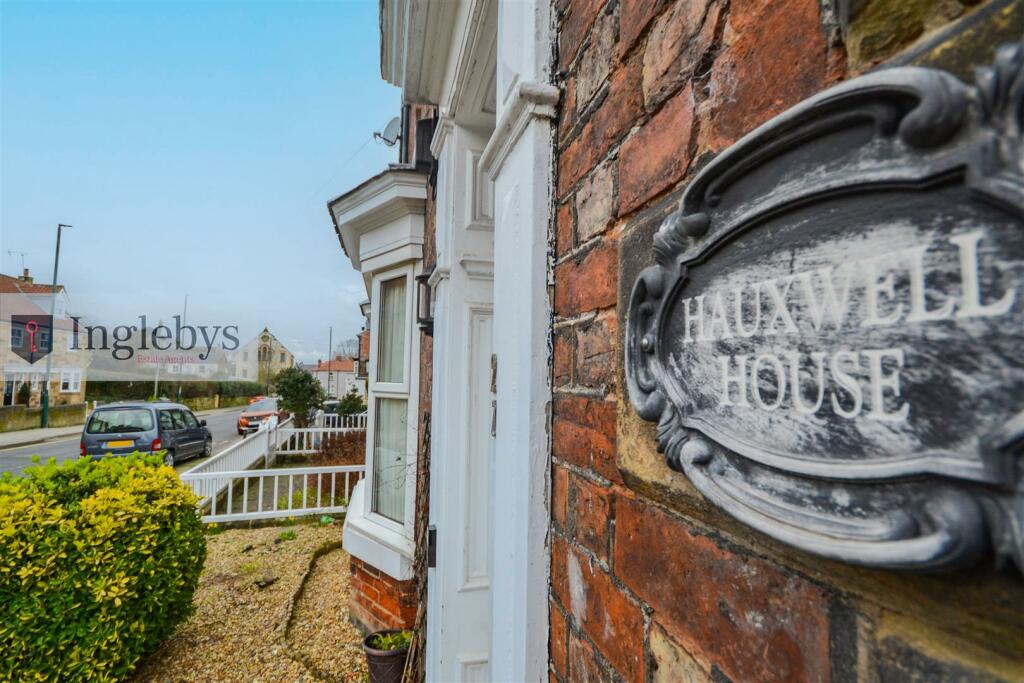 3 bedroom terraced house for sale in High Street, SkeltonInCleveland