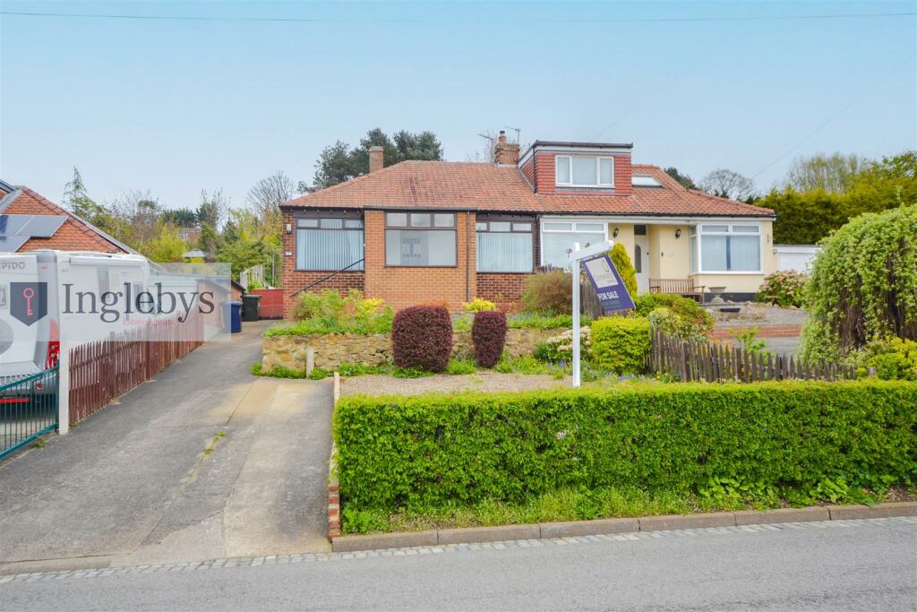 2 Bedroom Semi-detached Bungalow For Sale In Coach Road, Brotton, Ts12