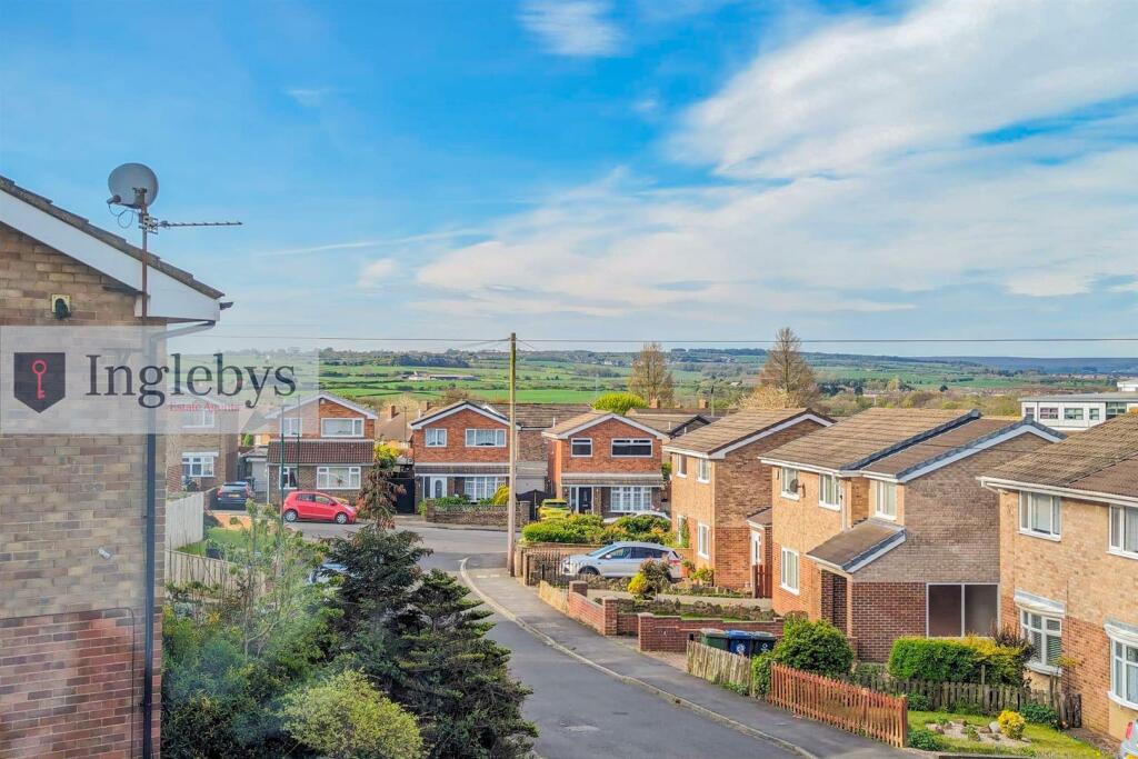 3 bedroom semidetached house for sale in Beech Grove, Brotton, TS12