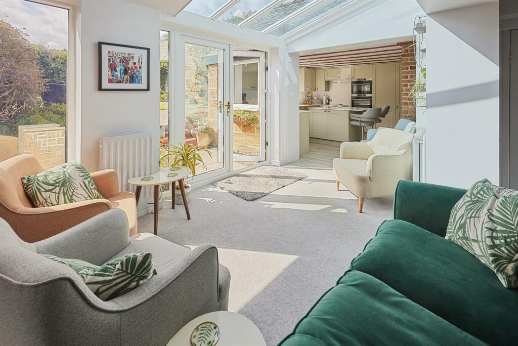 5 bedroom end of terrace house for sale in South Terrace, SkeltonIn